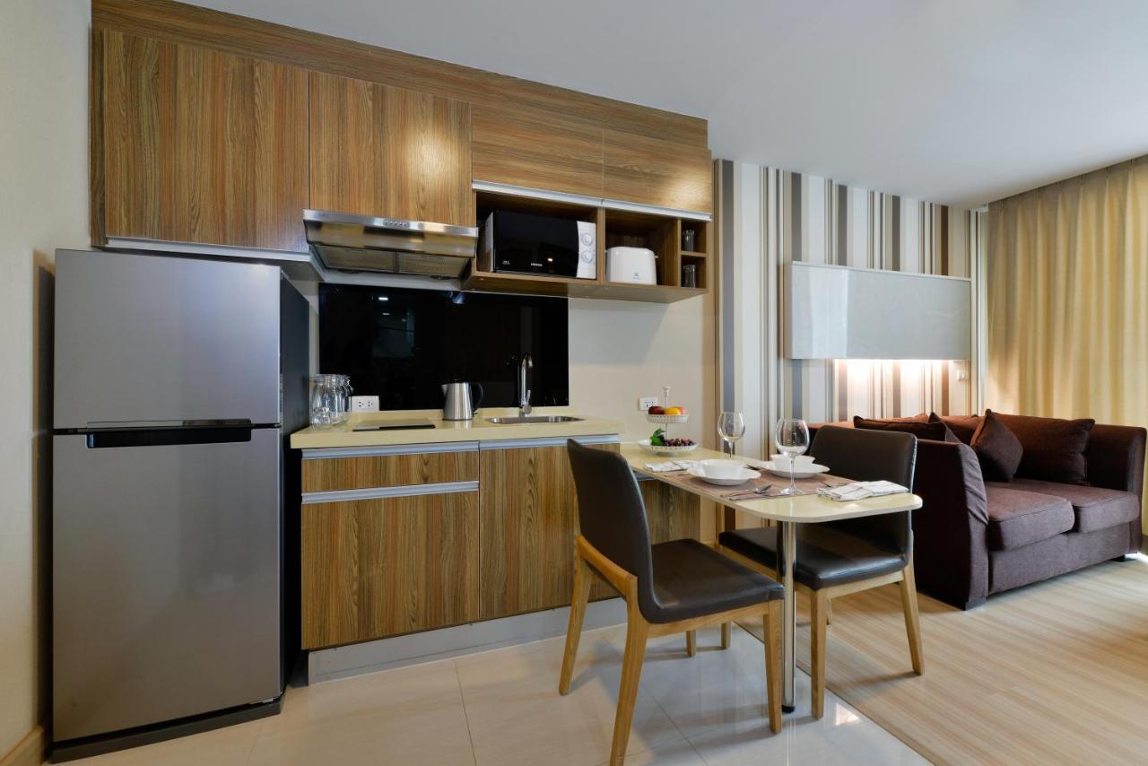 Ramada By Wyndham Bangkok Ten Ekamai Residences Eksteriør bilde