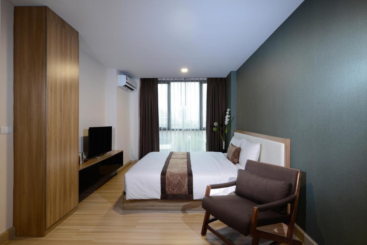 Ramada By Wyndham Bangkok Ten Ekamai Residences Eksteriør bilde