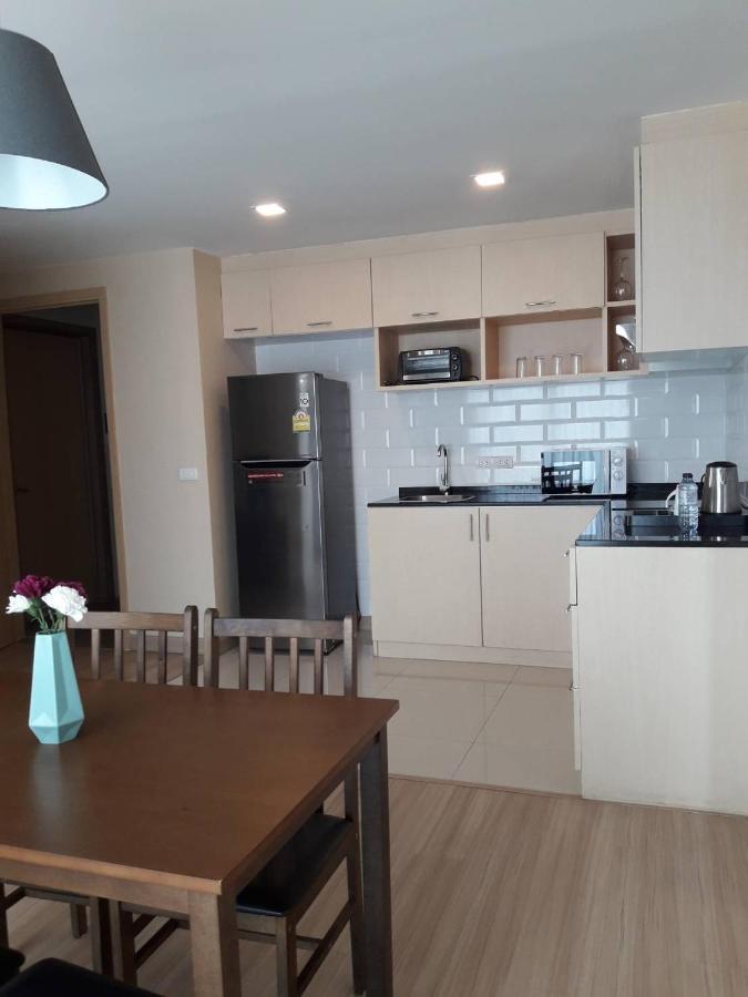 Ramada By Wyndham Bangkok Ten Ekamai Residences Eksteriør bilde