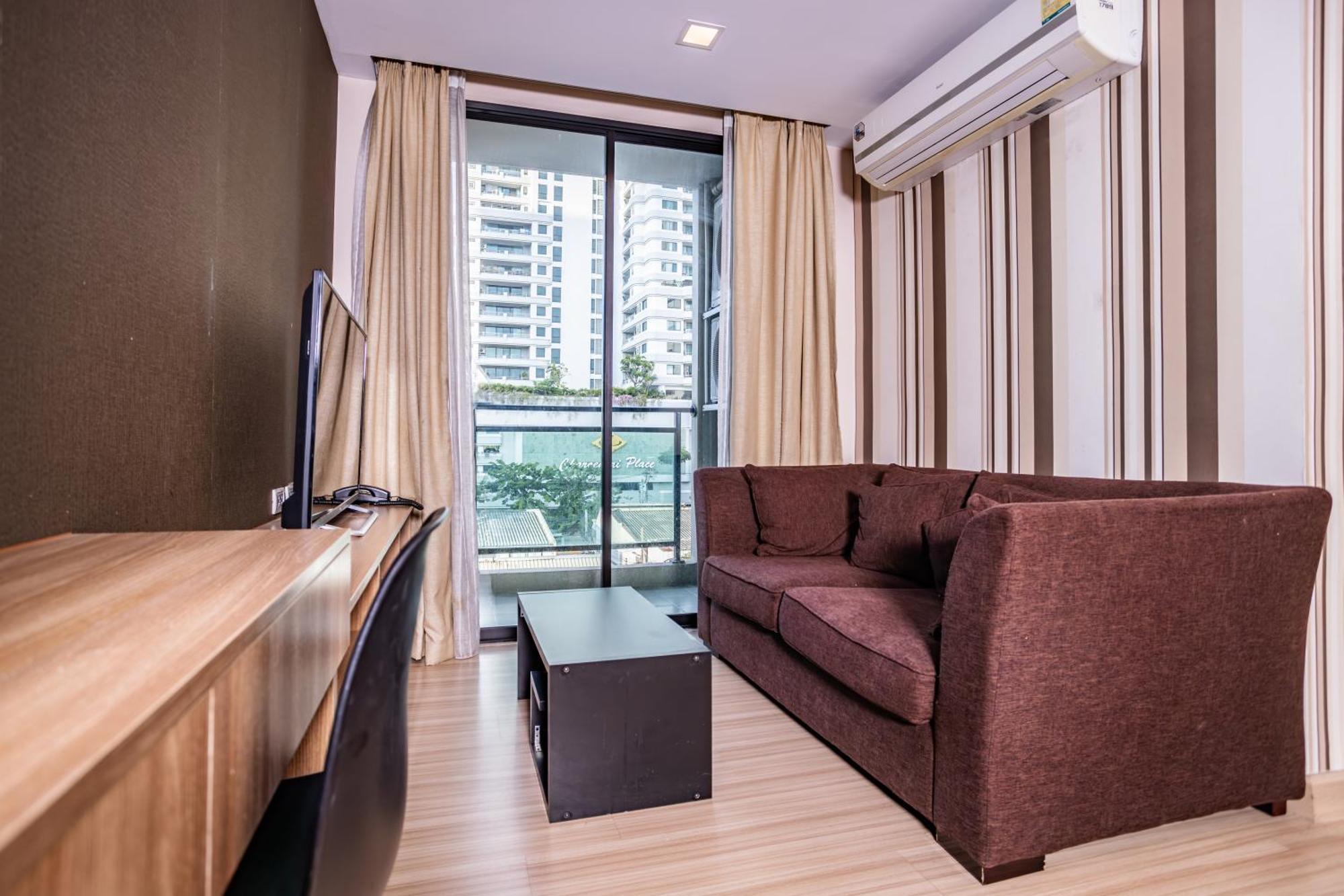 Ramada By Wyndham Bangkok Ten Ekamai Residences Eksteriør bilde